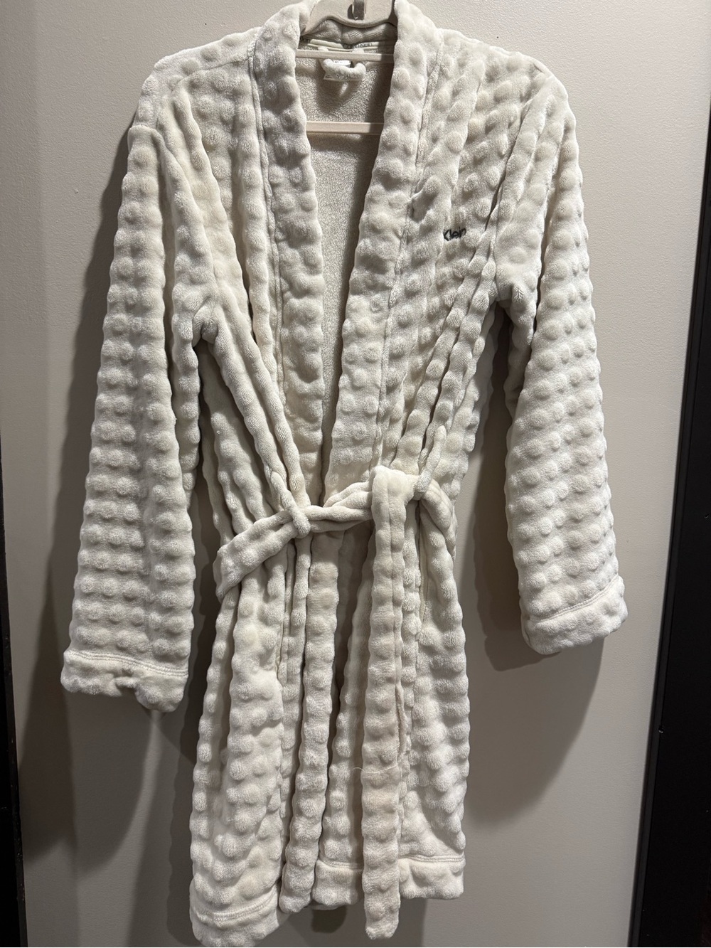 Calvin Klein Cream Textured Plush Robe M/L